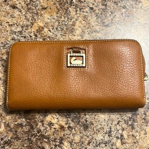 Dooney Bourke Wallet